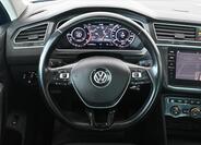 Volkswagen Tiguan 16