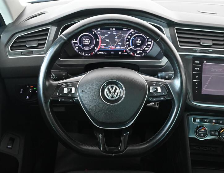 Volkswagen Tiguan 16
