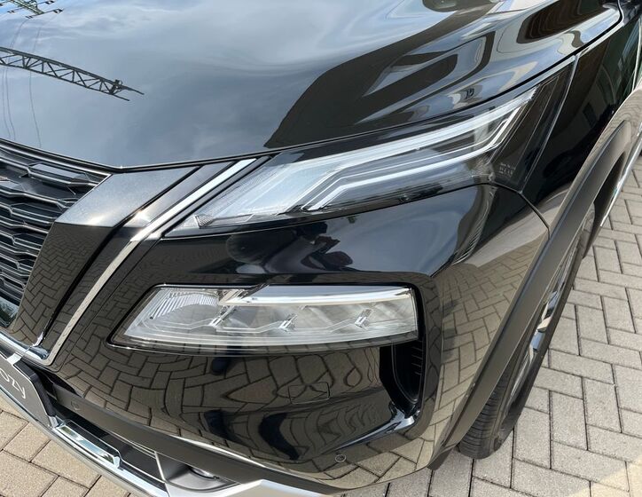 Nissan Ostatní 10