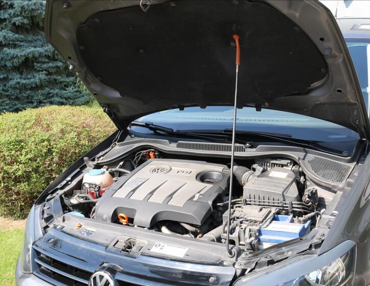 Volkswagen Polo 40