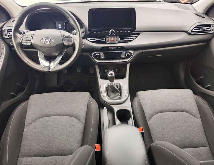 Hyundai i30 13