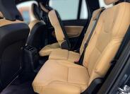 Volvo XC90 11