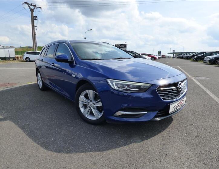Opel Insignia 1