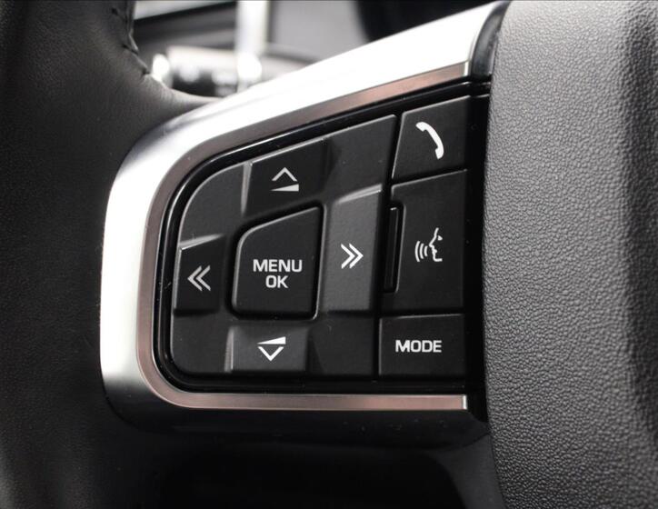 Land Rover Discovery Sport 18