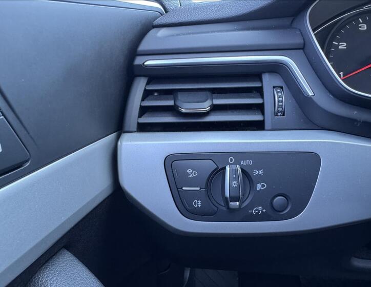 Audi A4 31