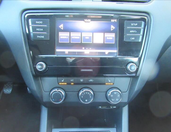 Škoda Octavia 10