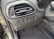 Hyundai i30 19
