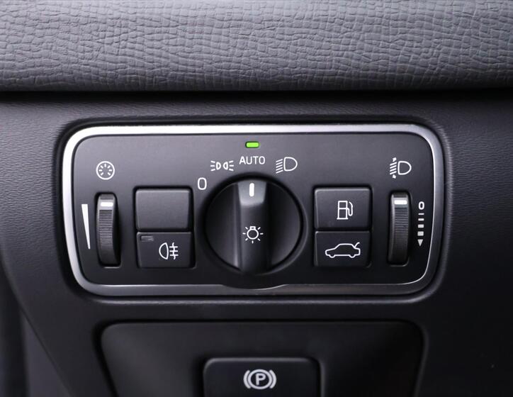 Volvo XC60 16
