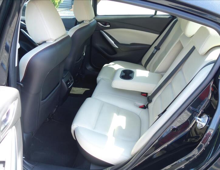 Mazda 6 16