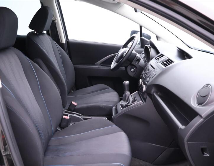 Mazda 5 12
