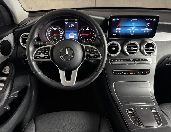 Mercedes-Benz GLC 19