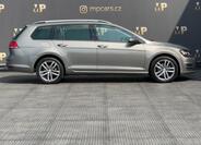 Volkswagen Golf 11