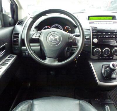 Mazda 5 31