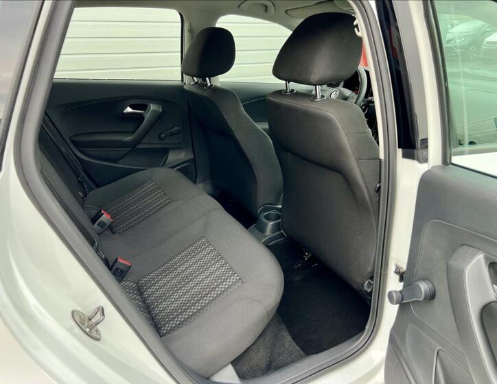 Volkswagen Polo 16