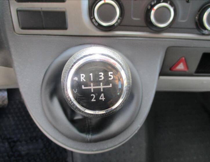 Volkswagen Transporter 16