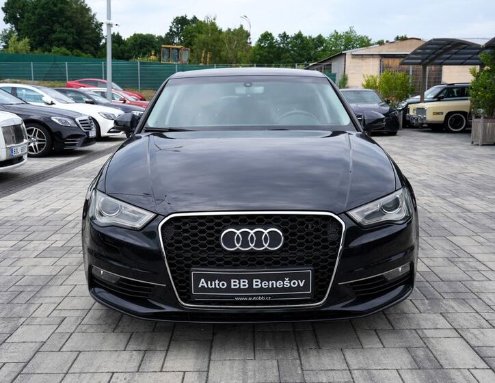 Audi A3 1