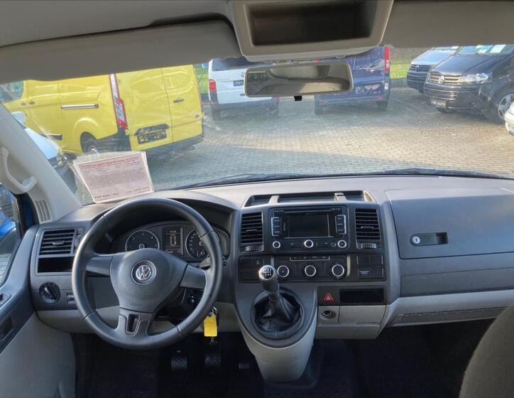Volkswagen Caravelle 7
