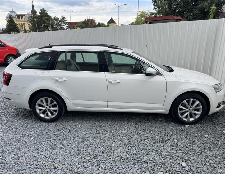 Škoda Octavia 14
