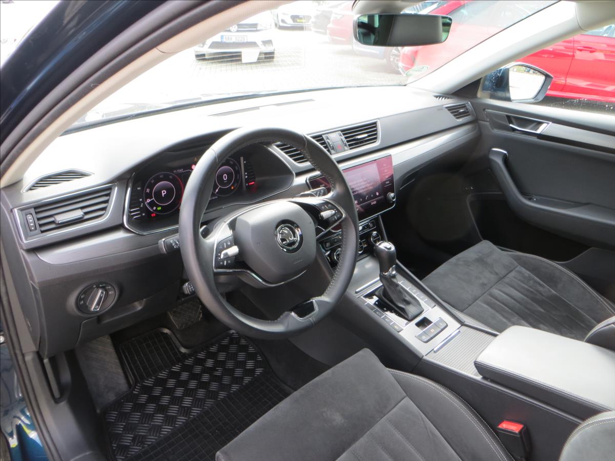 Škoda Superb