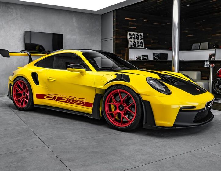 Porsche 911 4