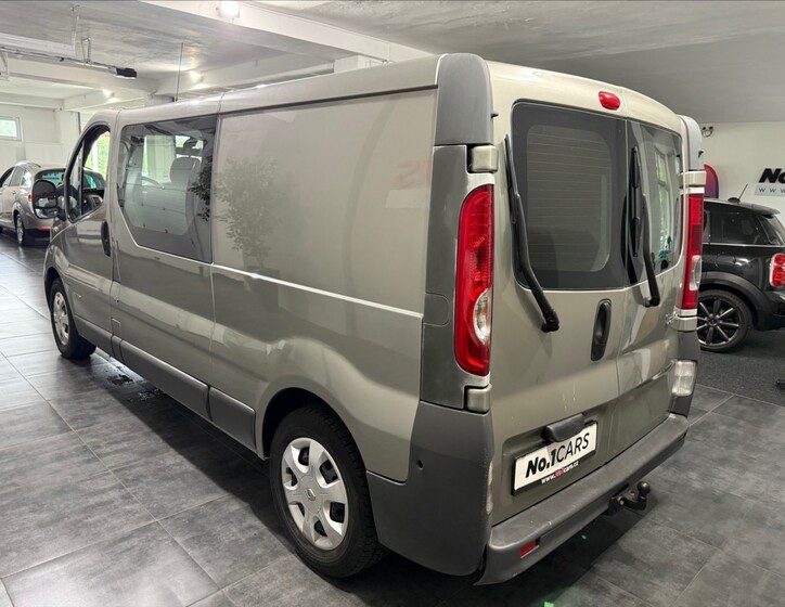 Renault Trafic 5