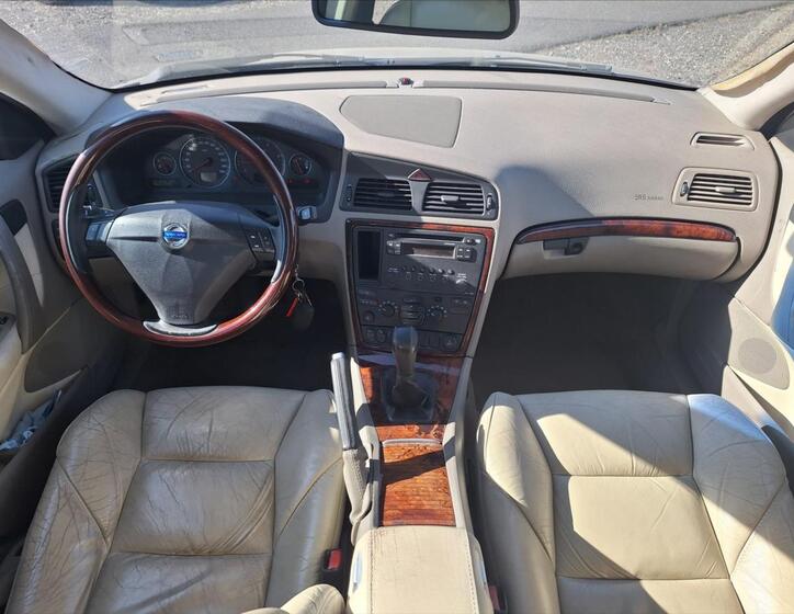 Volvo S60 6