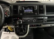 Volkswagen Transporter 22