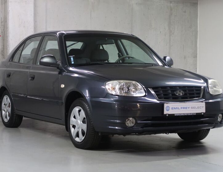 Hyundai Accent 3