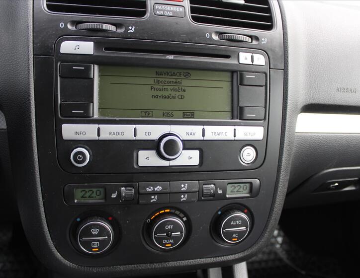Volkswagen Golf 15