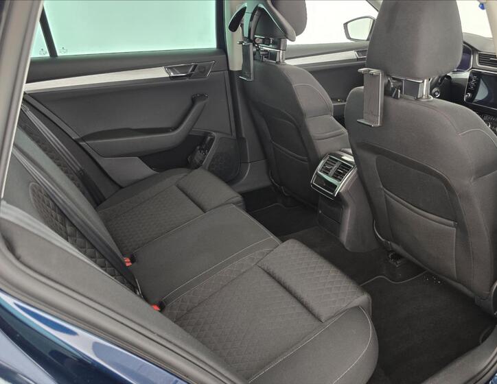 Škoda Superb 22