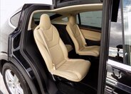 Tesla Model X 26