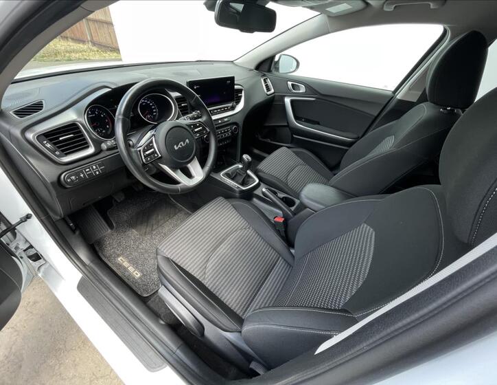 KIA Ceed 5