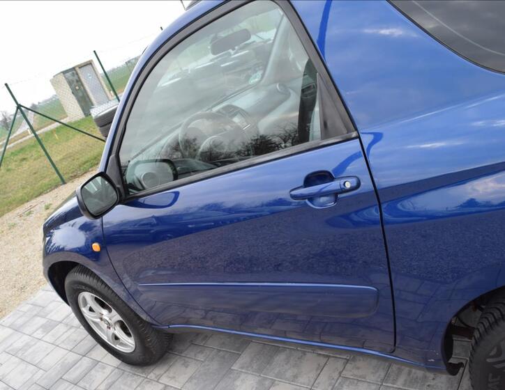 Toyota RAV4 10
