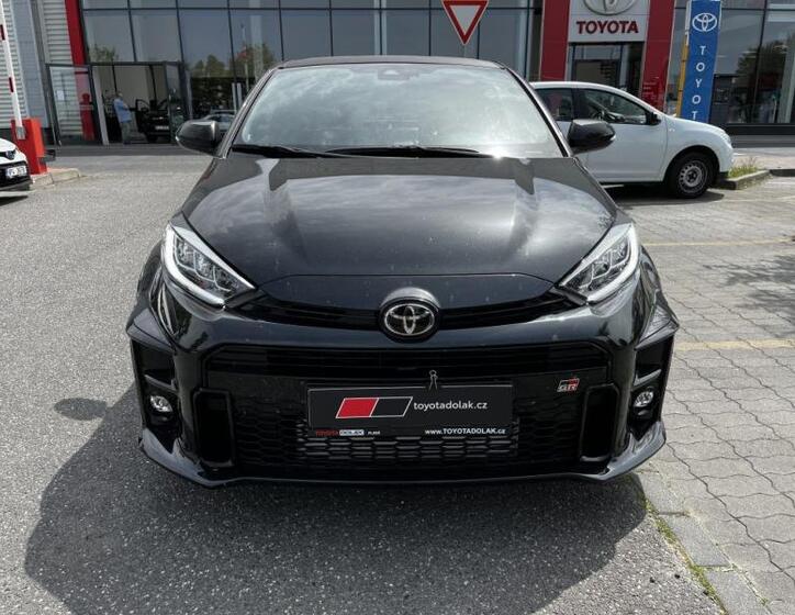 Toyota GR Yaris 10
