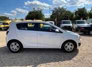 Chevrolet Aveo 8
