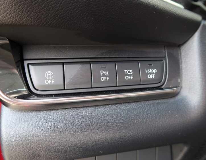 Mazda CX-30 16