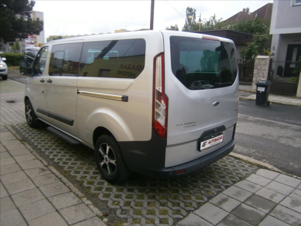 Ford Tourneo Custom