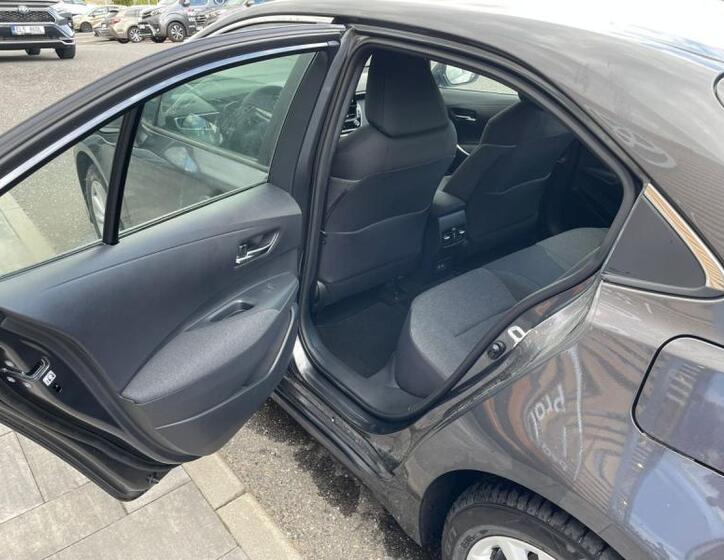 Toyota Corolla 9