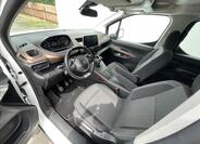 Peugeot Rifter 5