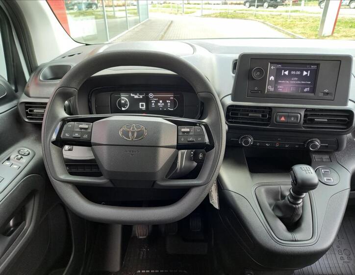 Toyota ProAce 15