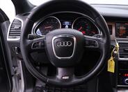 Audi Q7 22