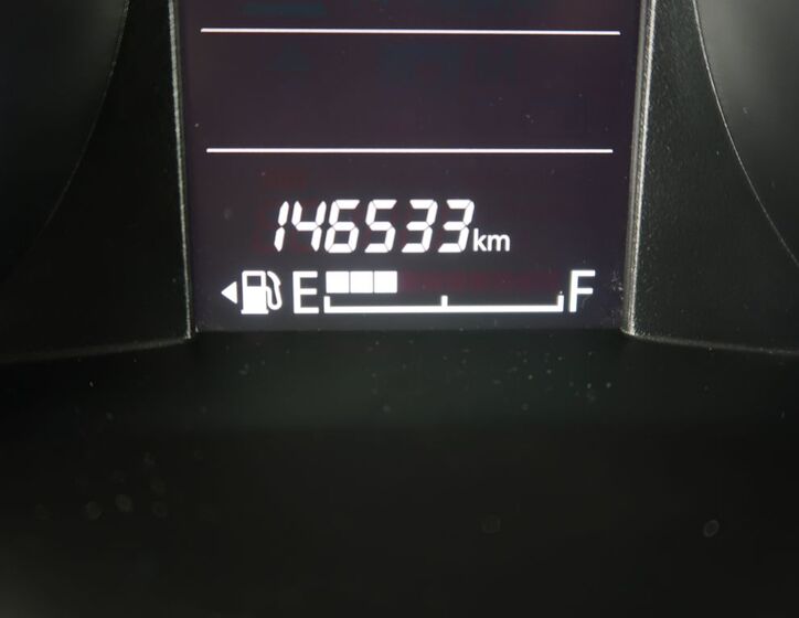 Suzuki Swift 27
