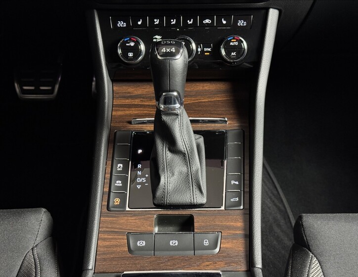 Škoda Superb 21