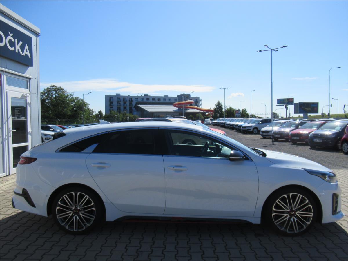 KIA ProCeed