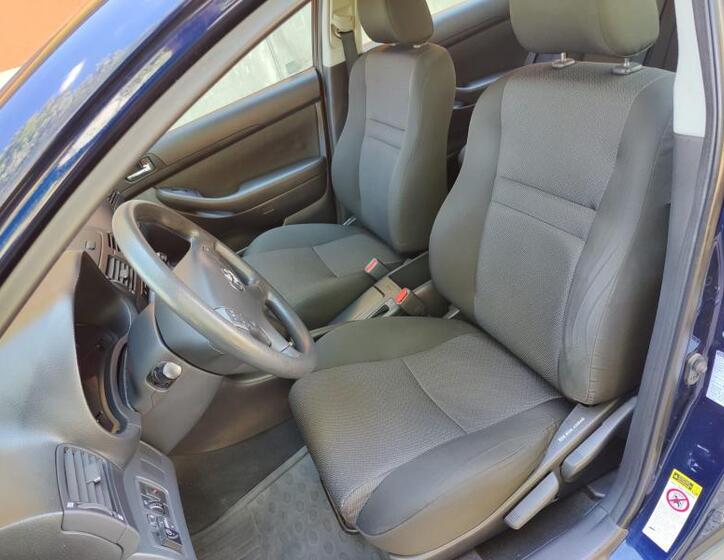 Toyota Avensis 11