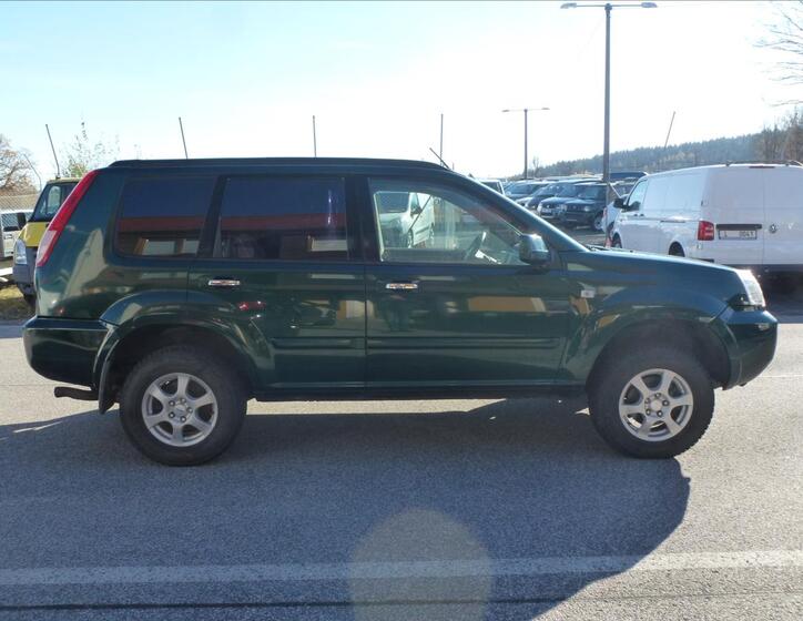 Nissan X-Trail 6