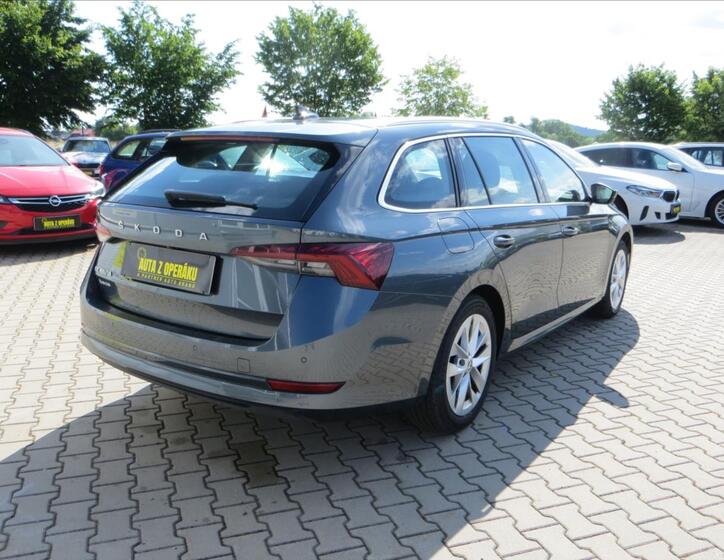 Škoda Octavia 9