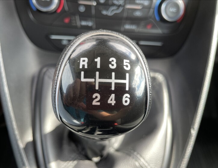 Ford Transit 14