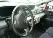 Honda FR-V 10