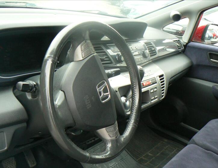 Honda FR-V 10